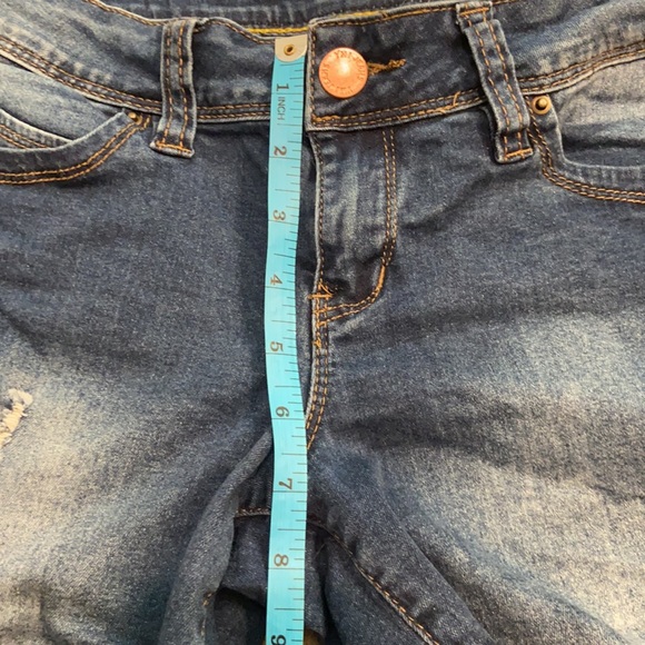 YMI Distressed Cuffed Jean Shorts - Picture 9 of 10